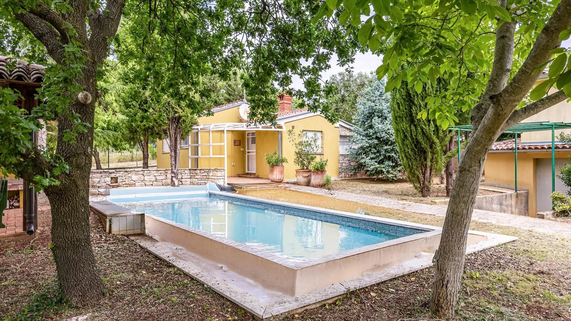 Casa de Férias Pluton & Neptun Vila Valtura